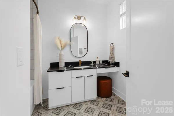 $3,150 | 411 Charles Avenue, Unit 16, Charlotte, NC 28205