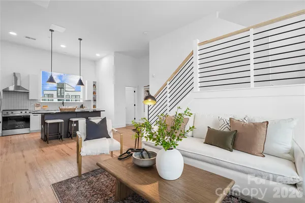 $3,150 | 411 Charles Avenue, Unit 16, Charlotte, NC 28205