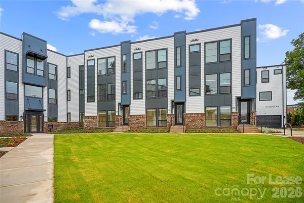 $3,150 | 411 Charles Avenue, Unit 16, Charlotte, NC 28205