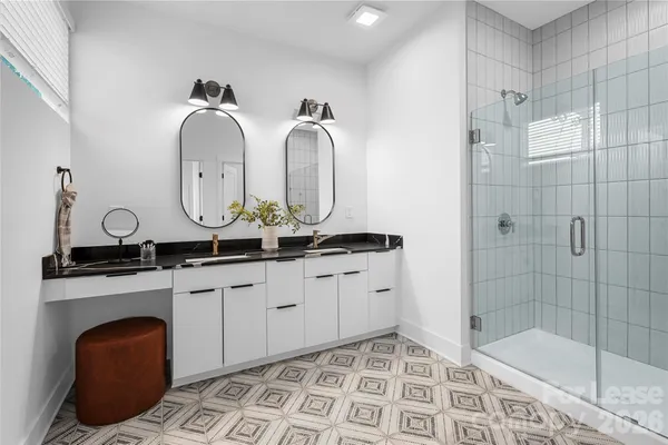 $3,150 | 411 Charles Avenue, Unit 16, Charlotte, NC 28205