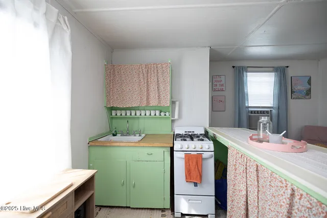 $2,060,000 | 12 Nathan Street, Wrightsville Beach, NC 28480