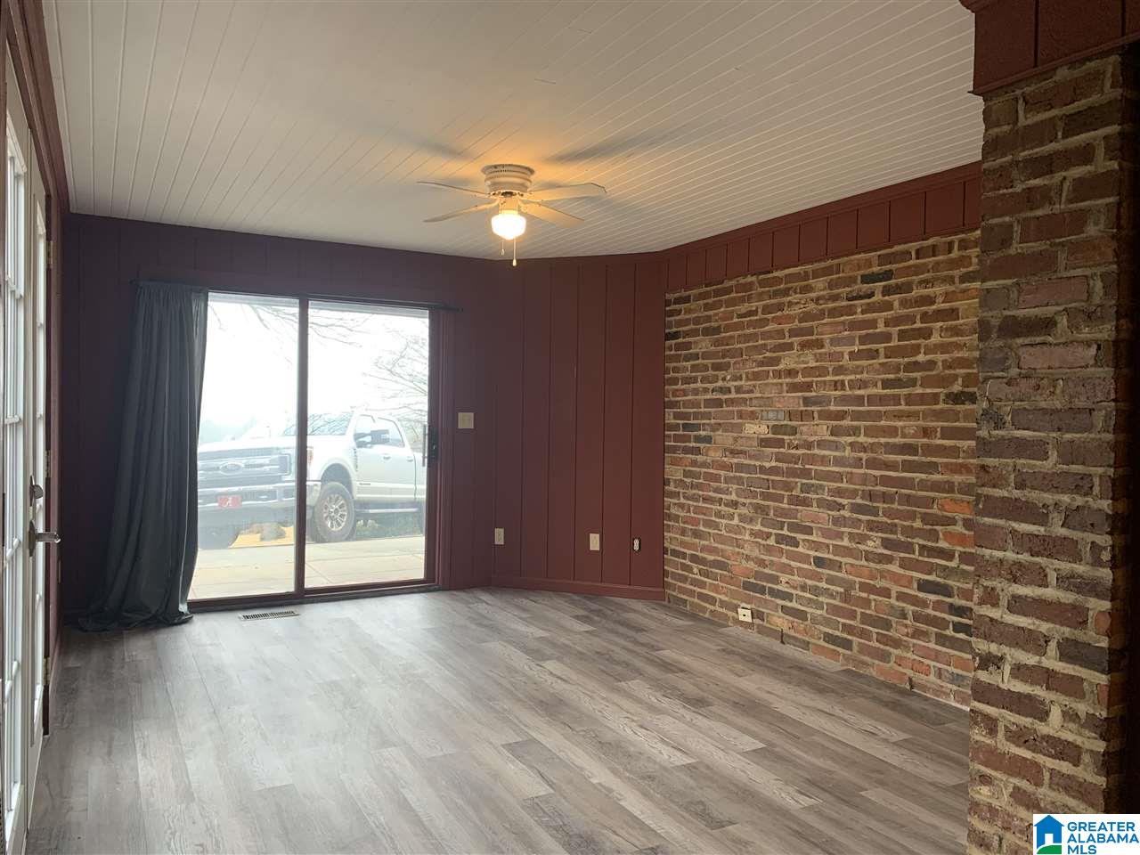 324 Shocco Springs Road Talladega, AL 35160 - Photo 14 of 28