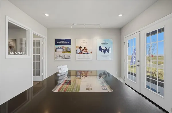 $353,870 | 20385 West 193rd Street, Spring Hill, KS 66083