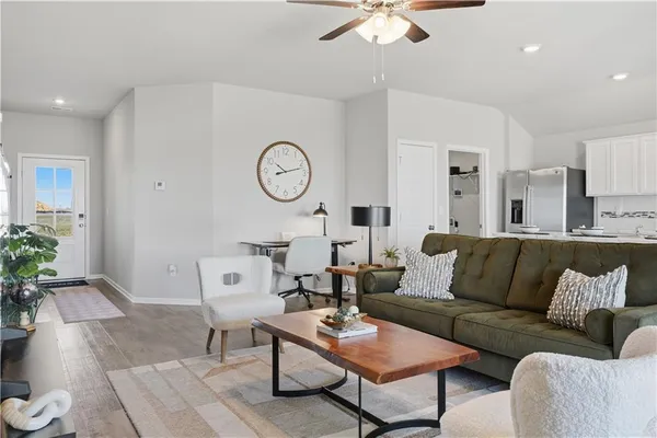 $353,870 | 20385 West 193rd Street, Spring Hill, KS 66083