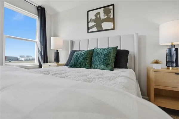 $353,870 | 20385 West 193rd Street, Spring Hill, KS 66083