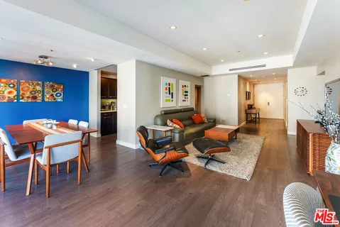 $999,995 | 10790 Wilshire Boulevard, Unit 404, Los Angeles, CA 90024