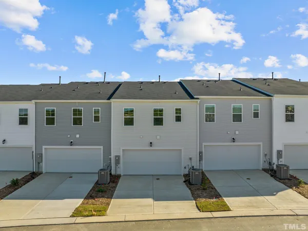 $2,100 | 5106 Anamosa Street, Raleigh, NC 27610