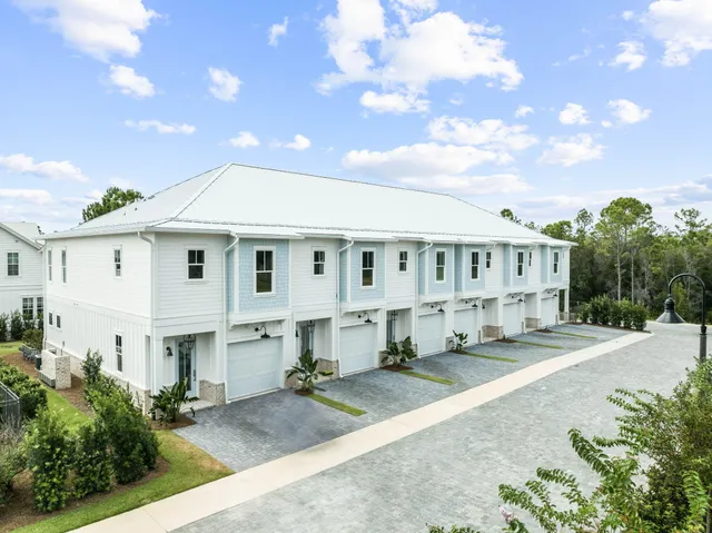 $3,000 | 45 Grove Townhomes Place, Unit 105, Santa Rosa Beach, FL 32459
