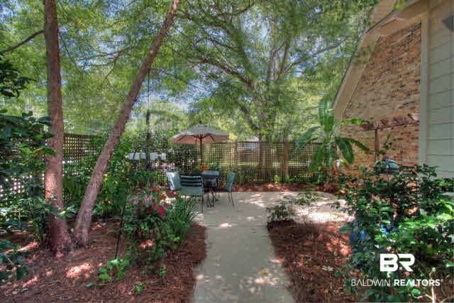 311 George Street Fairhope, AL 36532 - Photo 33 of 35 side patio