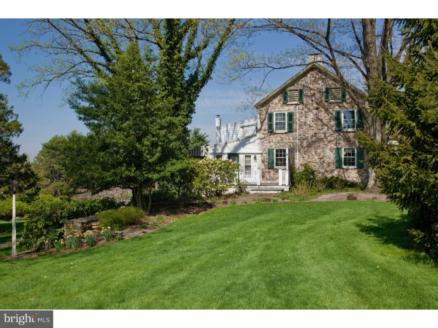 5846 Main Street Riegelsville, PA 18077 - Photo 3 of 25