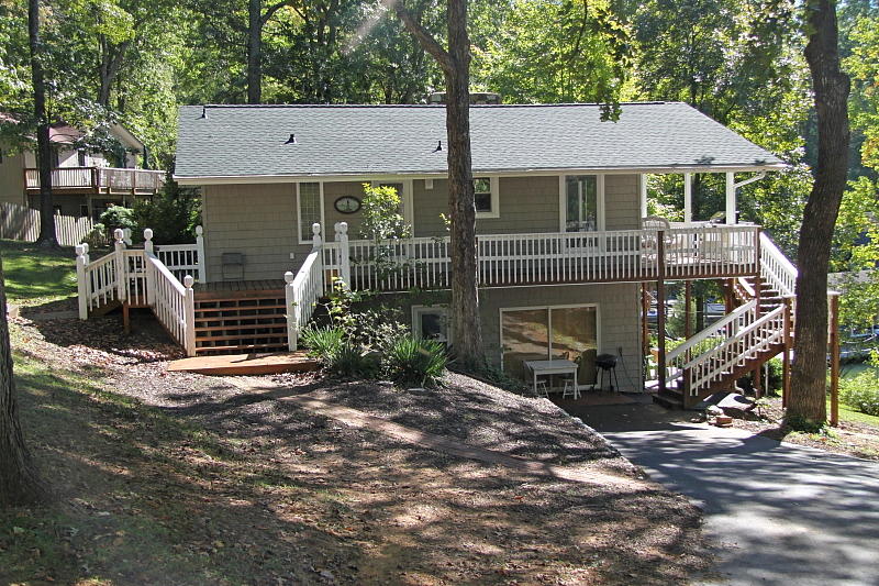 822 High Point Road Moneta, VA 24121 - Photo 20 of 28 IMG_0742-2