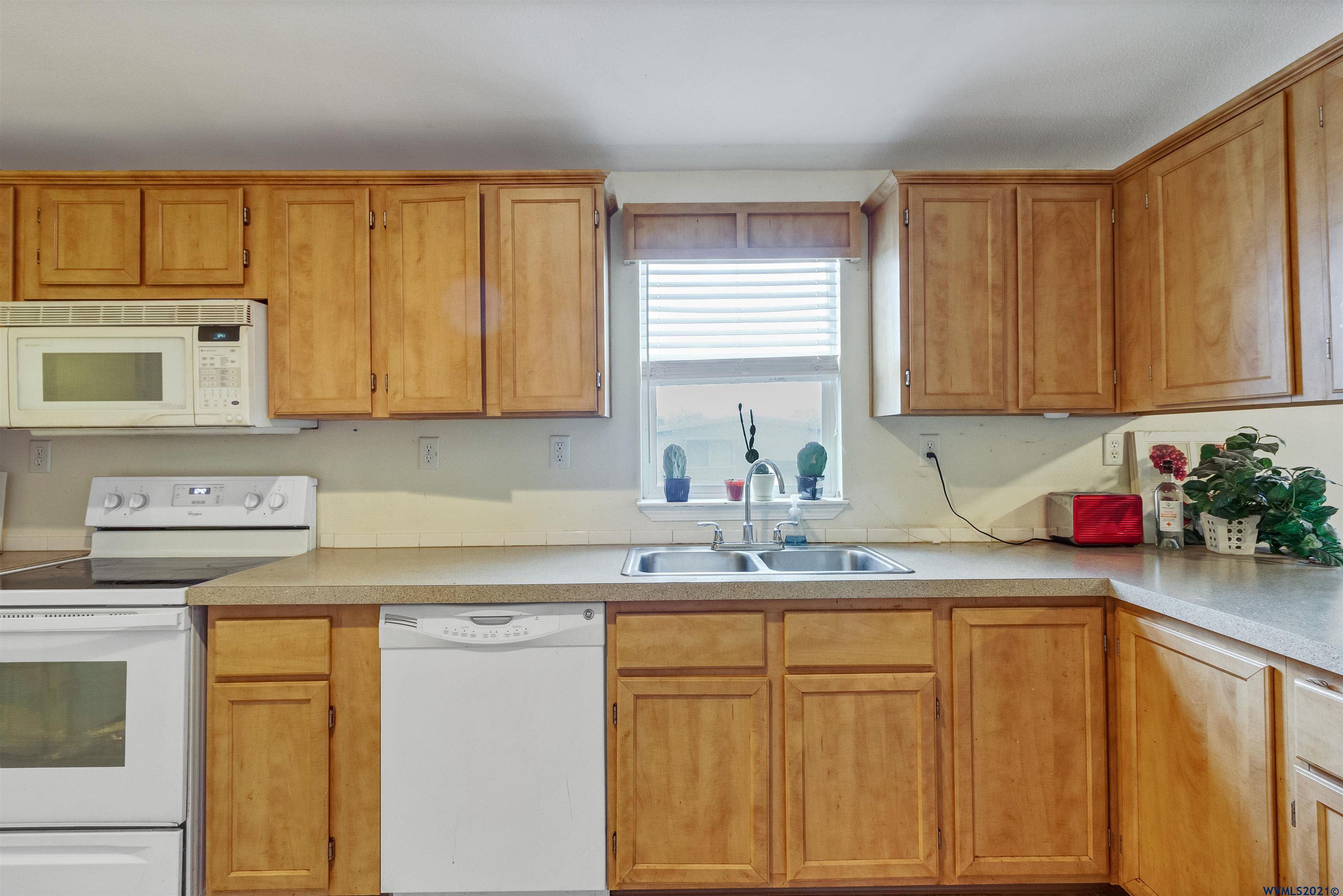 3488 Turner Road Southeast Salem, OR 97302 - Photo 4 of 17