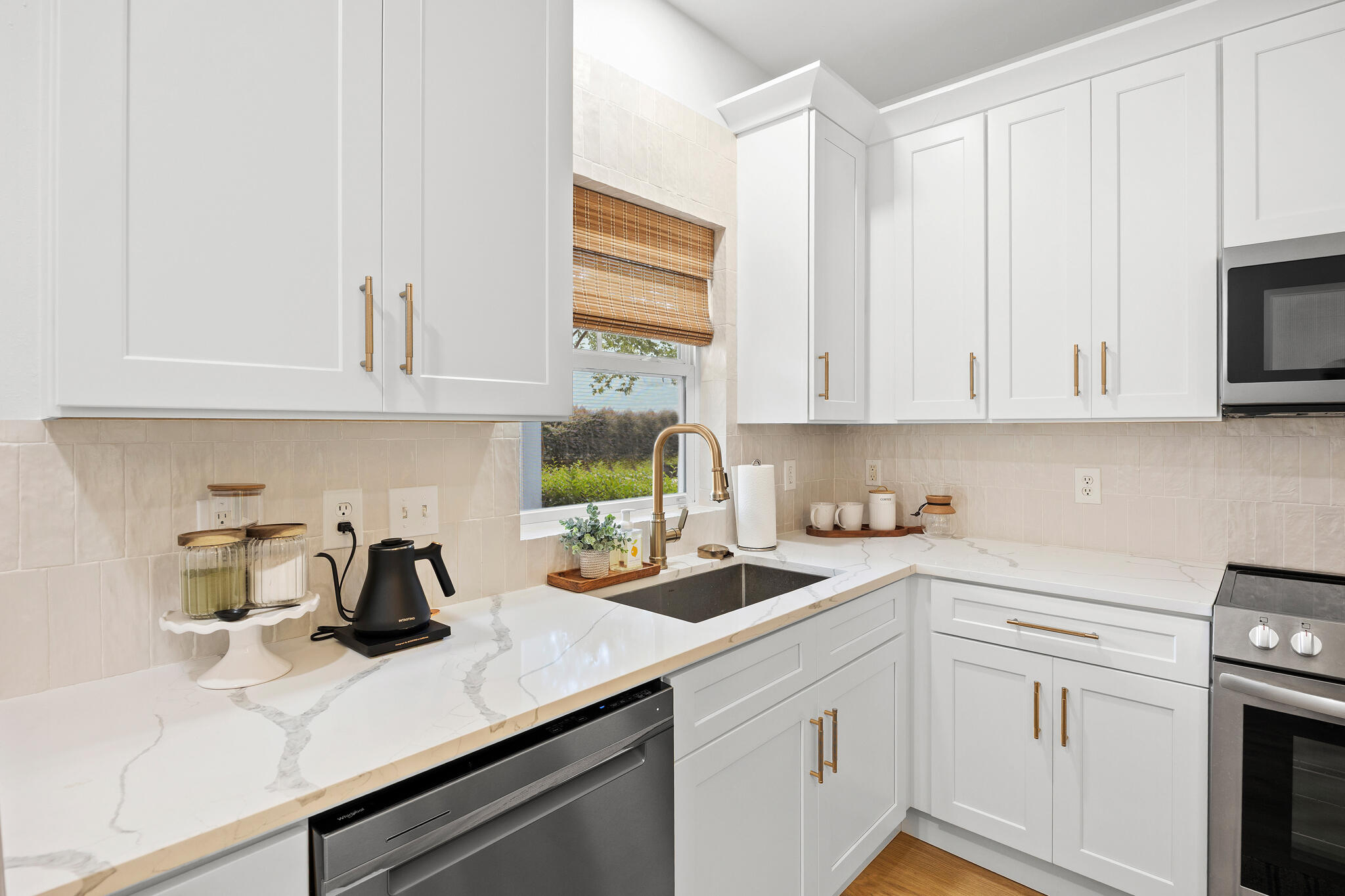 153 Hackberry Way Santa Rosa Beach, FL 32459 - Photo 5 of 51 Kitchen