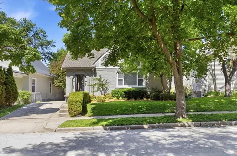 $540,000 | 6008 Charlotte Street, Kansas City, MO 64110