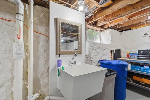$520,000 | 6008 Charlotte Street, Kansas City, MO 64110
