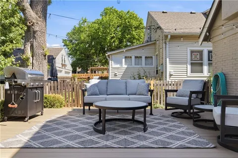 $520,000 | 6008 Charlotte Street, Kansas City, MO 64110