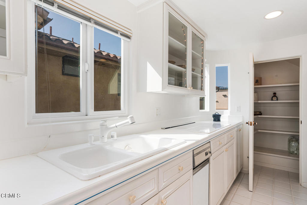 5331 Wavecrest Way Oxnard, CA 93035 - Photo 19 of 60 a bathroom with a sink and a mirror