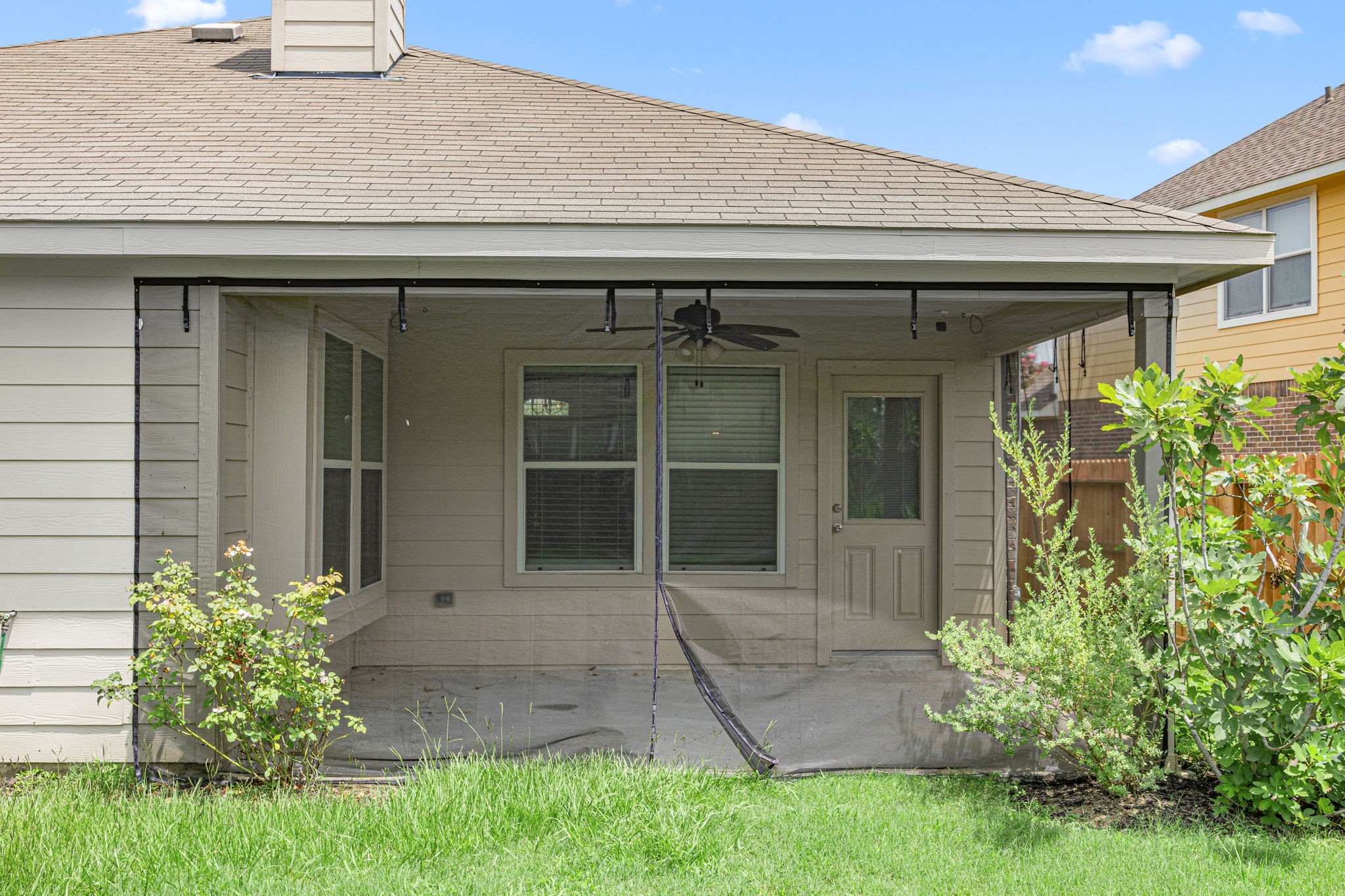 2211 Oak Rise Drive Conroe, TX 77304 - Photo 26 of 29 Rear exterior view of home