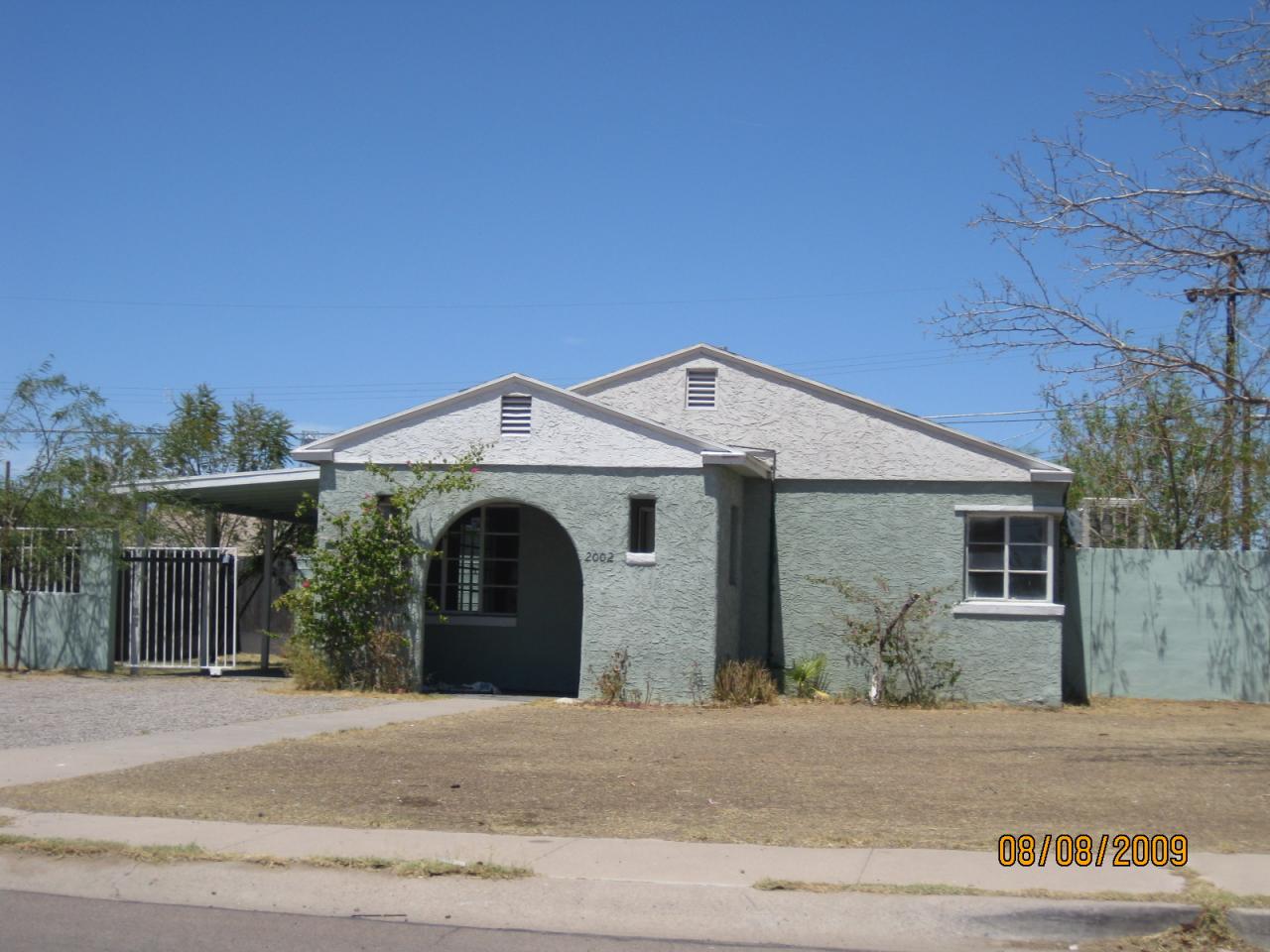 2002 West Monte Vista Road Phoenix, AZ 85009 - Photo 1 of 5 EXTERIOR