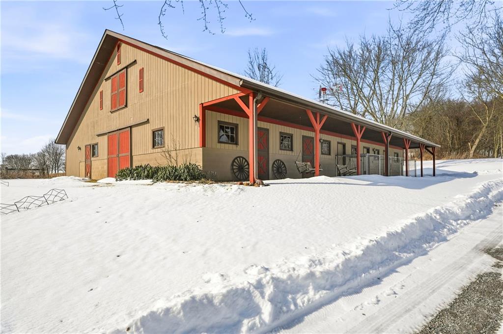 1725 Mt Jackson Road Enon Valley, PA 16120 - Photo 2 of 14