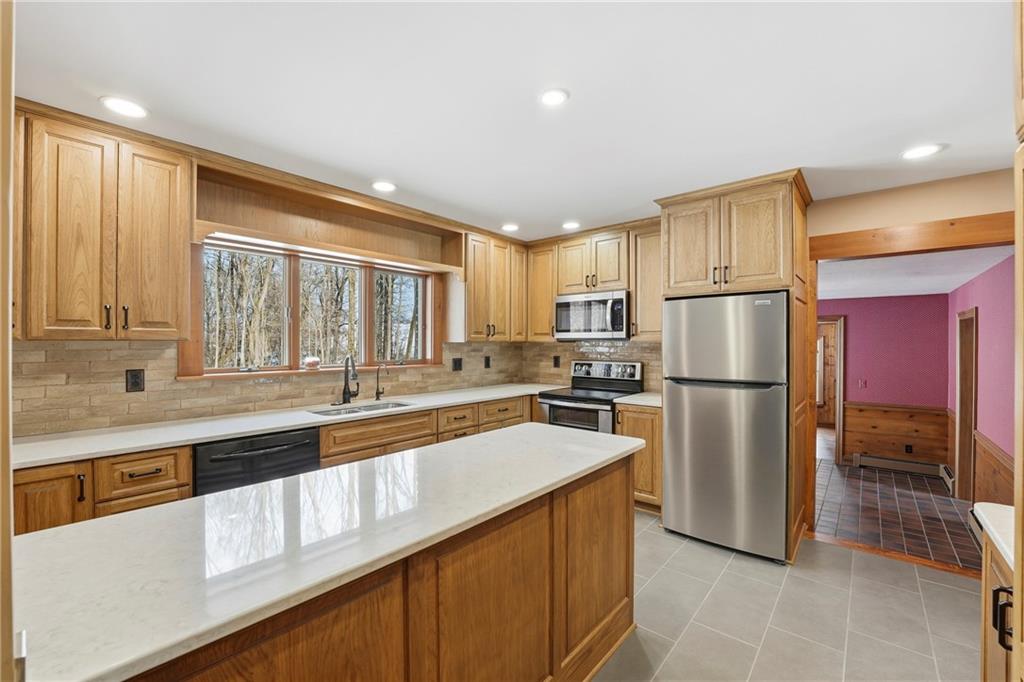 1725 Mt Jackson Road Enon Valley, PA 16120 - Photo 7 of 14