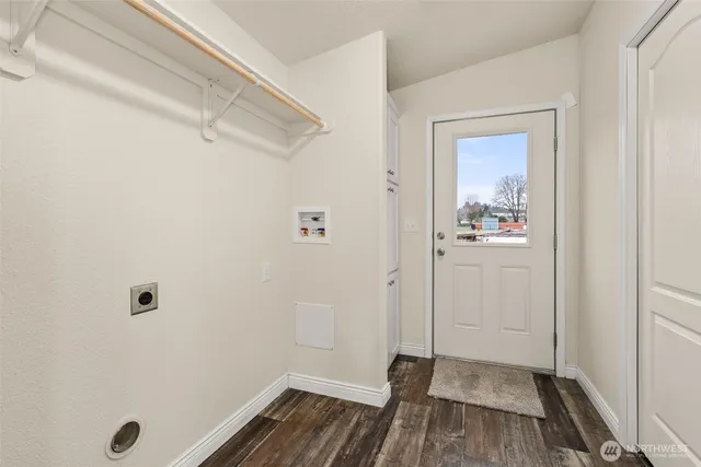 a view of a patio with a backyard