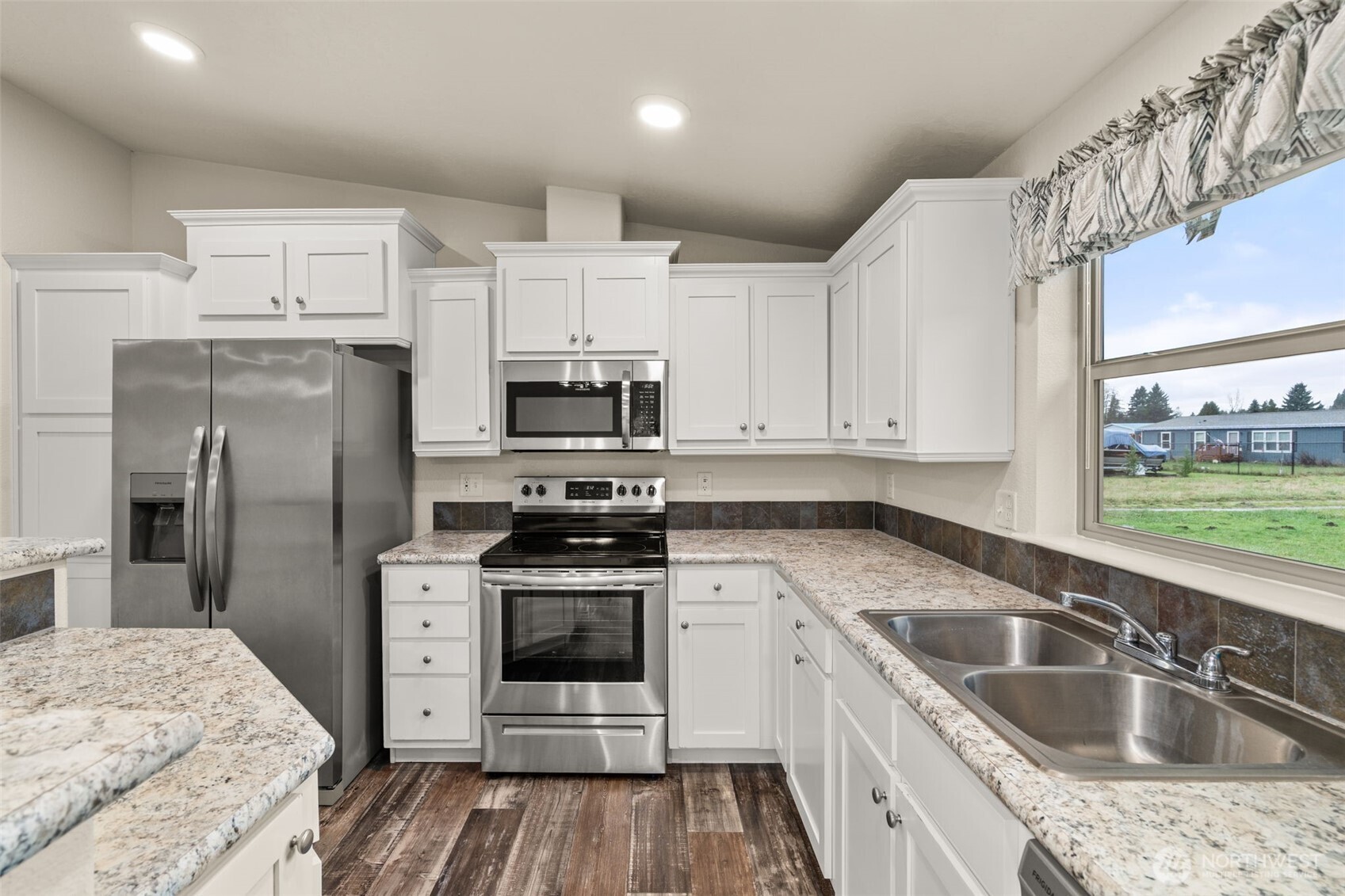 216 Mossyrock Road West Mossyrock, WA 98564 - Photo 10 of 35