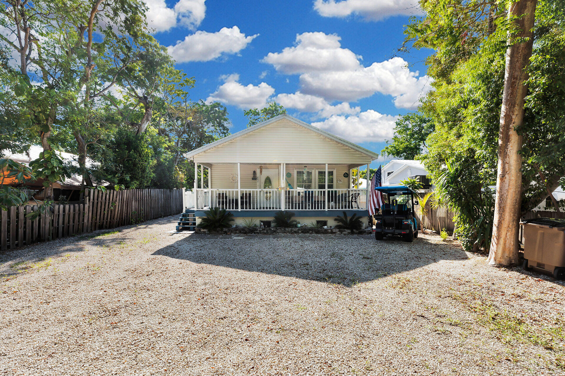 802 Madrid Road Key Largo, FL 33037 - Photo 27 of 33 virtual-tour-363807-25