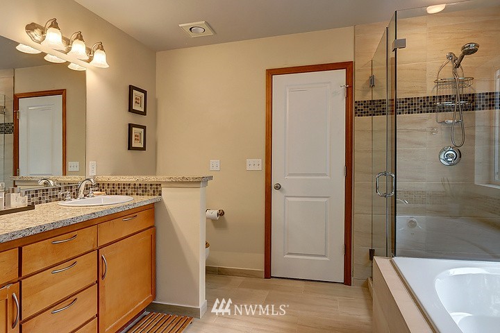 23809 17th Avenue West Bothell, WA 98021 - Photo 14 of 20