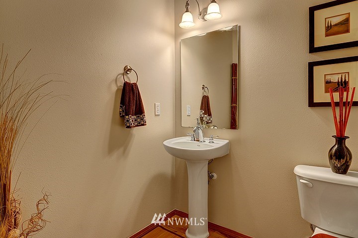 23809 17th Avenue West Bothell, WA 98021 - Photo 8 of 20