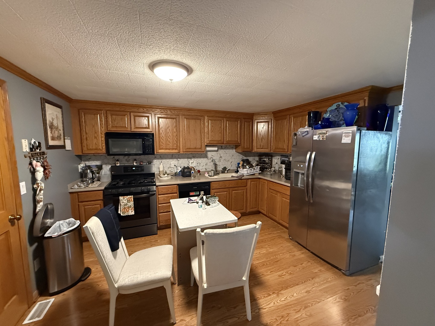 115 Tollview Road Elgin, IL 60123 - Photo 9 of 26