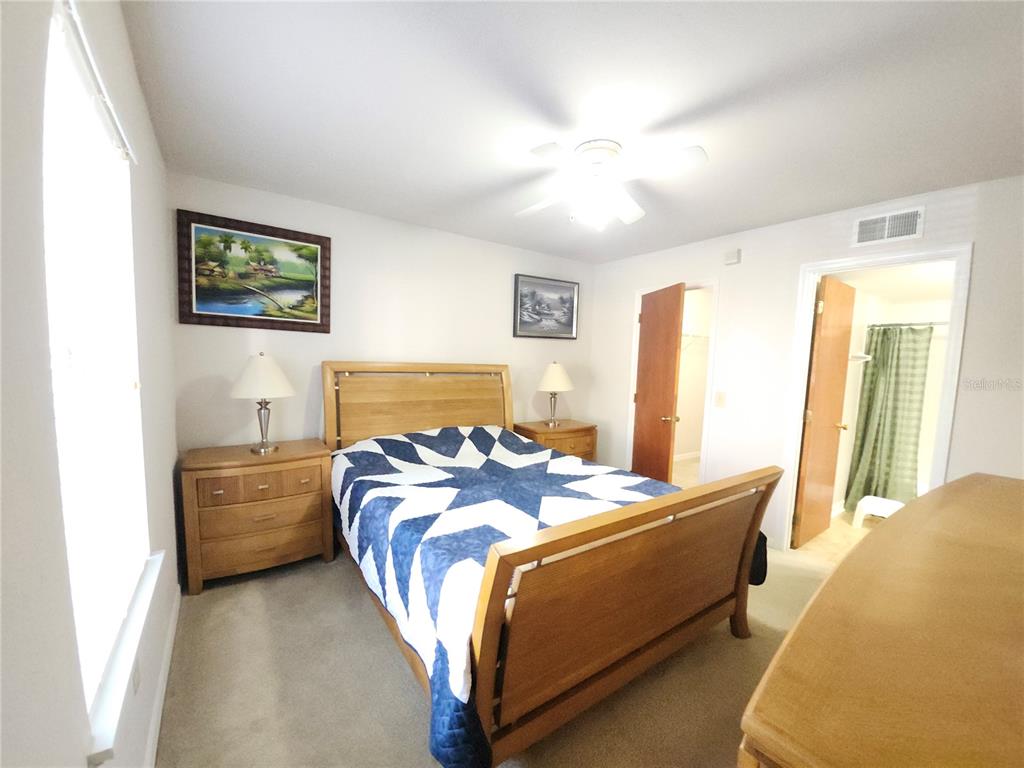 2360 Southwest Archer Road, Unit 605 Gainesville, FL 32608 - Photo 12 of 24