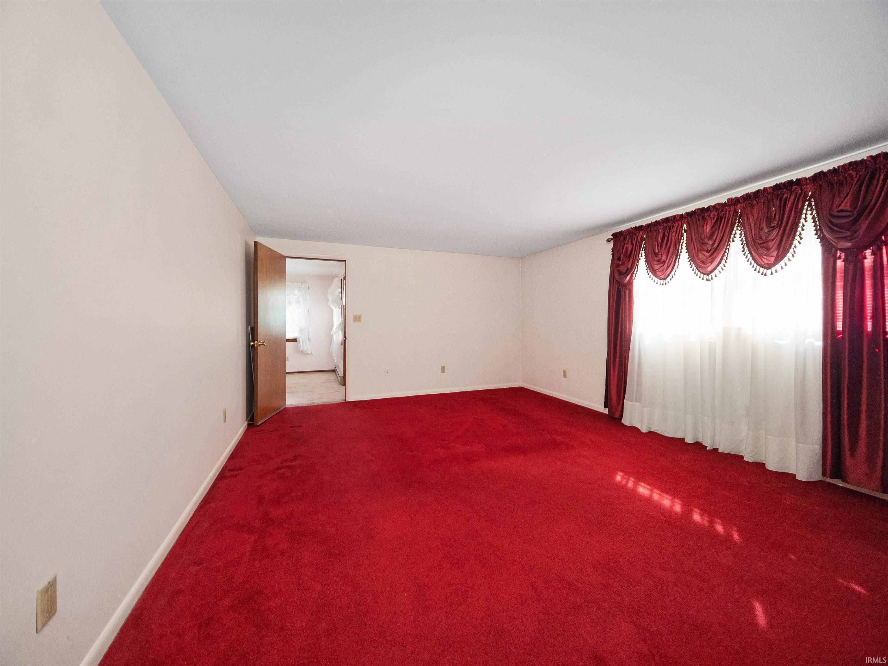 24034 Hoagland Road Monroeville, IN 46773 - Photo 11 of 36 Gallery Image 11