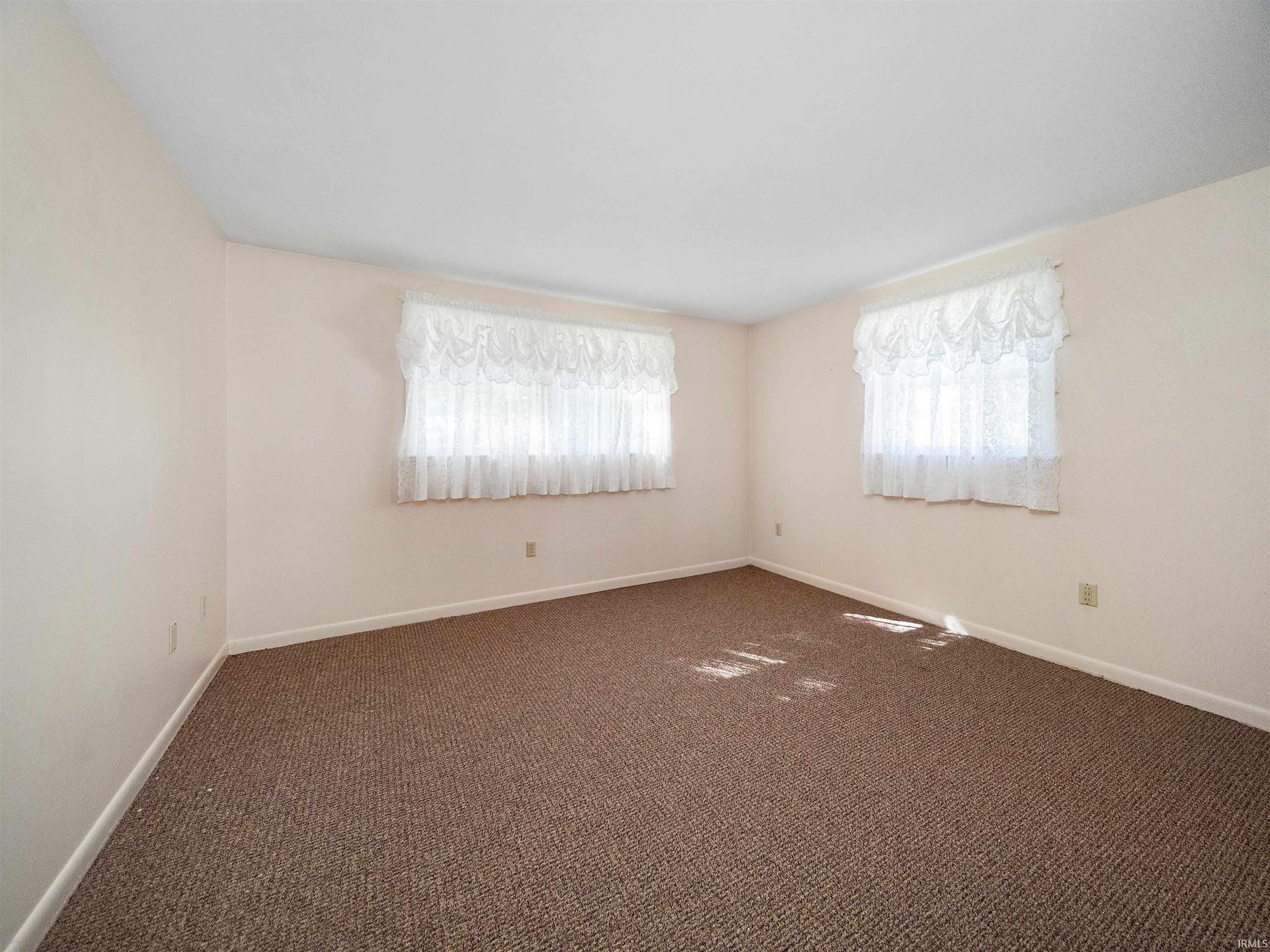 24034 Hoagland Road Monroeville, IN 46773 - Photo 17 of 36 Gallery Image 17