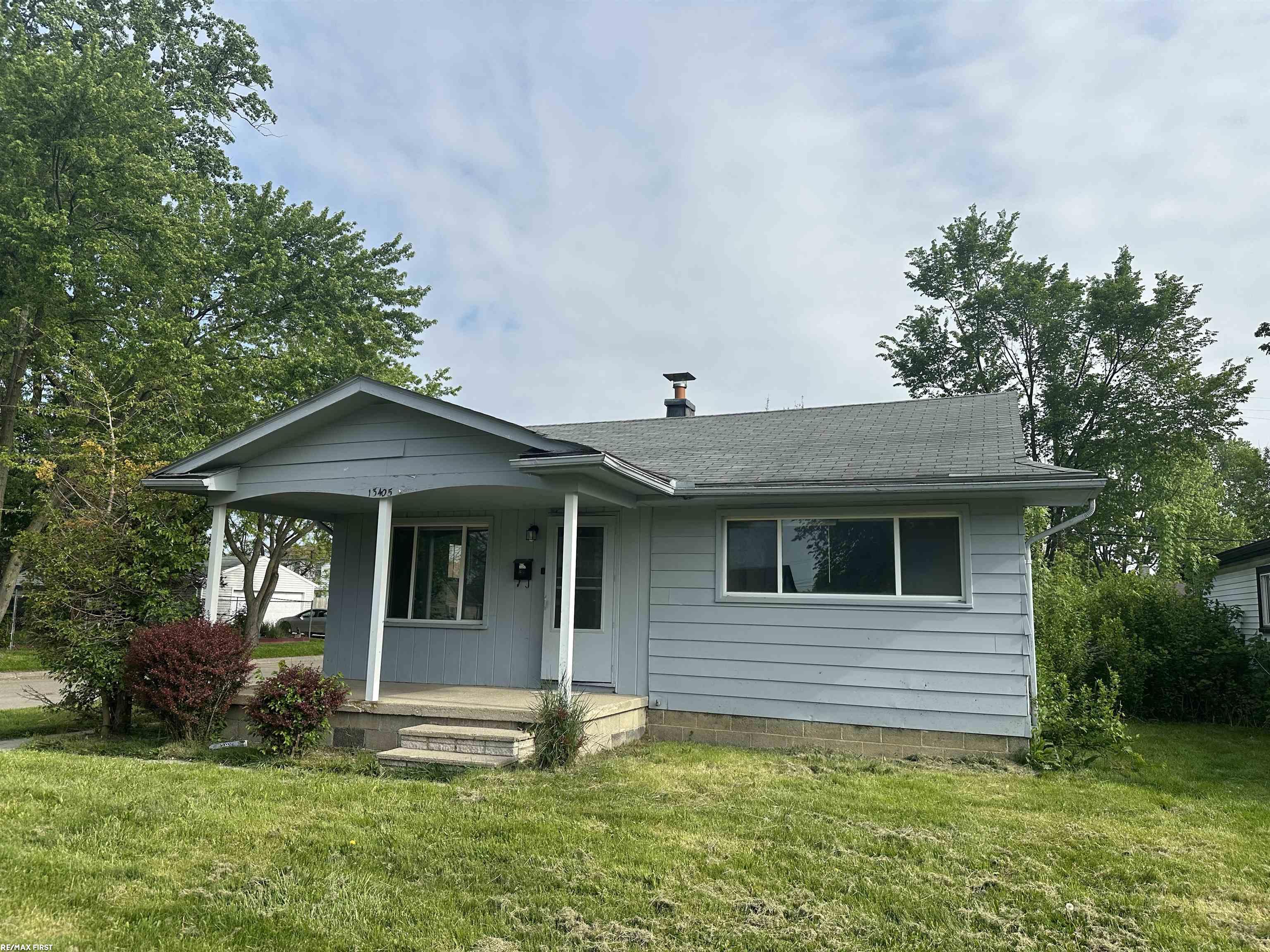 13405 Toepfer Road Warren, MI 48089 - Photo 1 of 15 50142205-9ef83cb5-8654-428e-a85e-98c34fcb5809.JPG