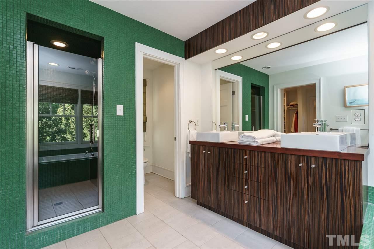 1126 Harvey Street Raleigh, NC 27608 - Photo 14 of 25