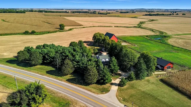 $459,900 | 22524 Luther Road, Sterling, IL 61081