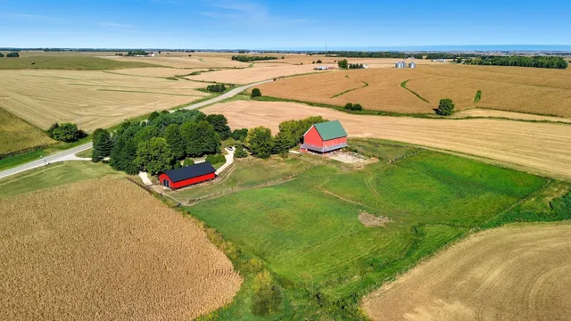 $459,900 | 22524 Luther Road, Sterling, IL 61081