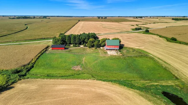 $459,900 | 22524 Luther Road, Sterling, IL 61081