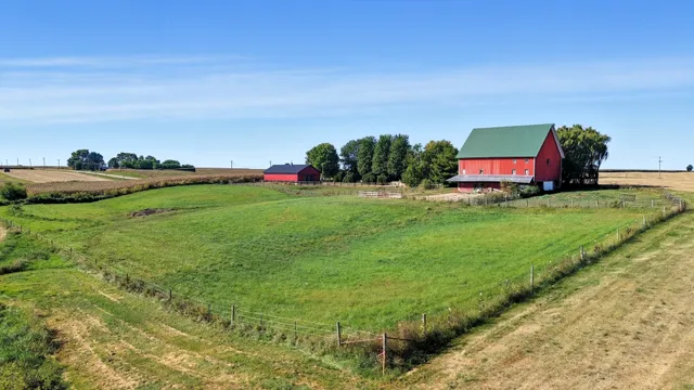 $459,900 | 22524 Luther Road, Sterling, IL 61081