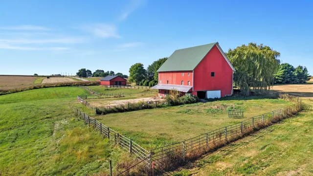 $459,900 | 22524 Luther Road, Sterling, IL 61081