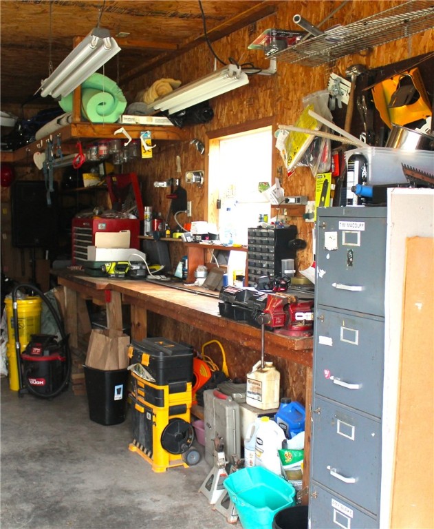 1861 Shuler Road Arcadia, NY 14489 - Photo 11 of 33 garage shop