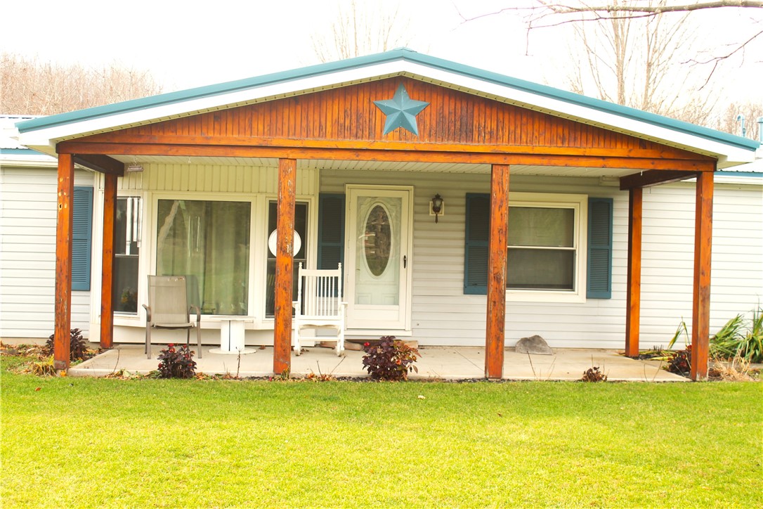 1861 Shuler Road Arcadia, NY 14489 - Photo 2 of 33 porch