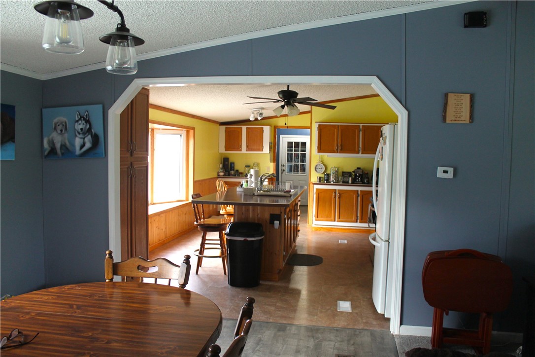 1861 Shuler Road Arcadia, NY 14489 - Photo 25 of 33 kitchen dining