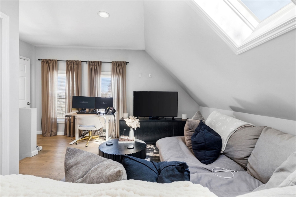 7 Ward Street Lynn, MA 01902 - Photo 18 of 28