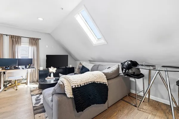 $995,000 | 7 Ward Street, Lynn, MA 01902