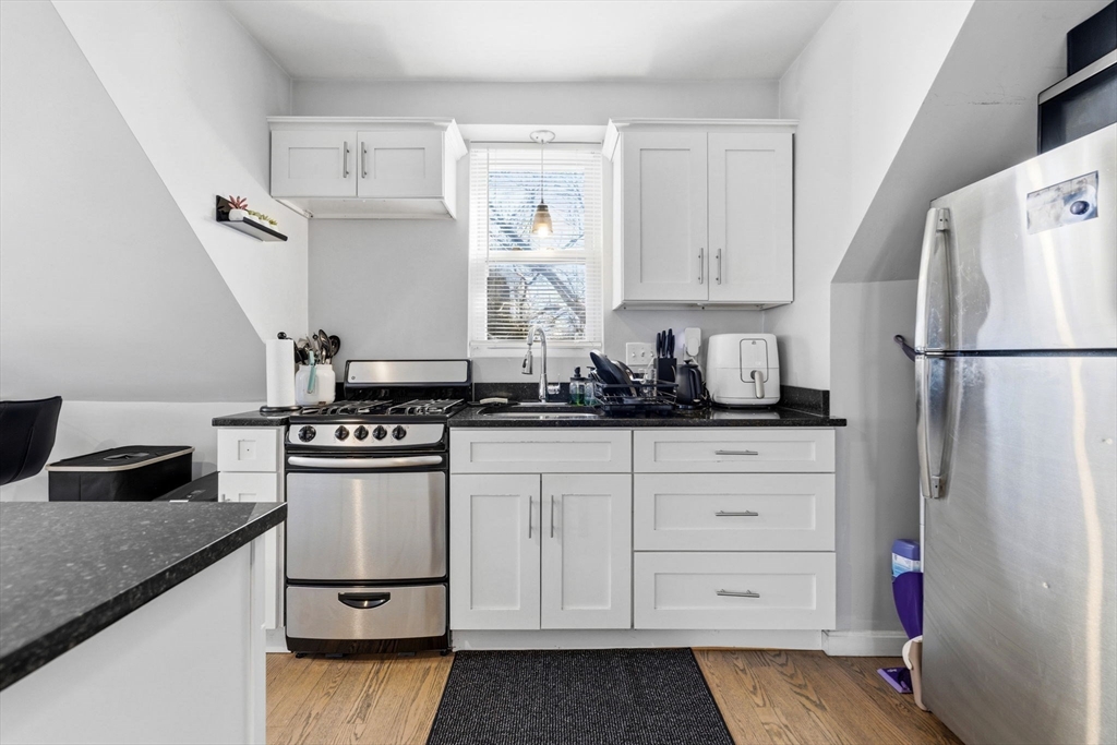 7 Ward Street Lynn, MA 01902 - Photo 21 of 28