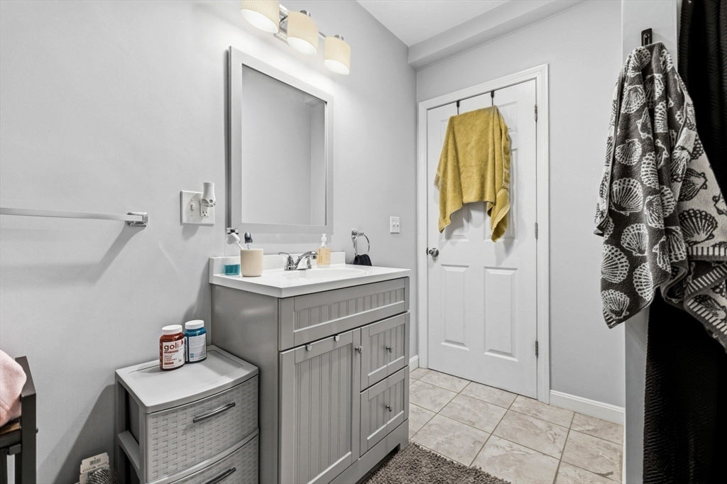 7 Ward Street Lynn, MA 01902 - Photo 25 of 28