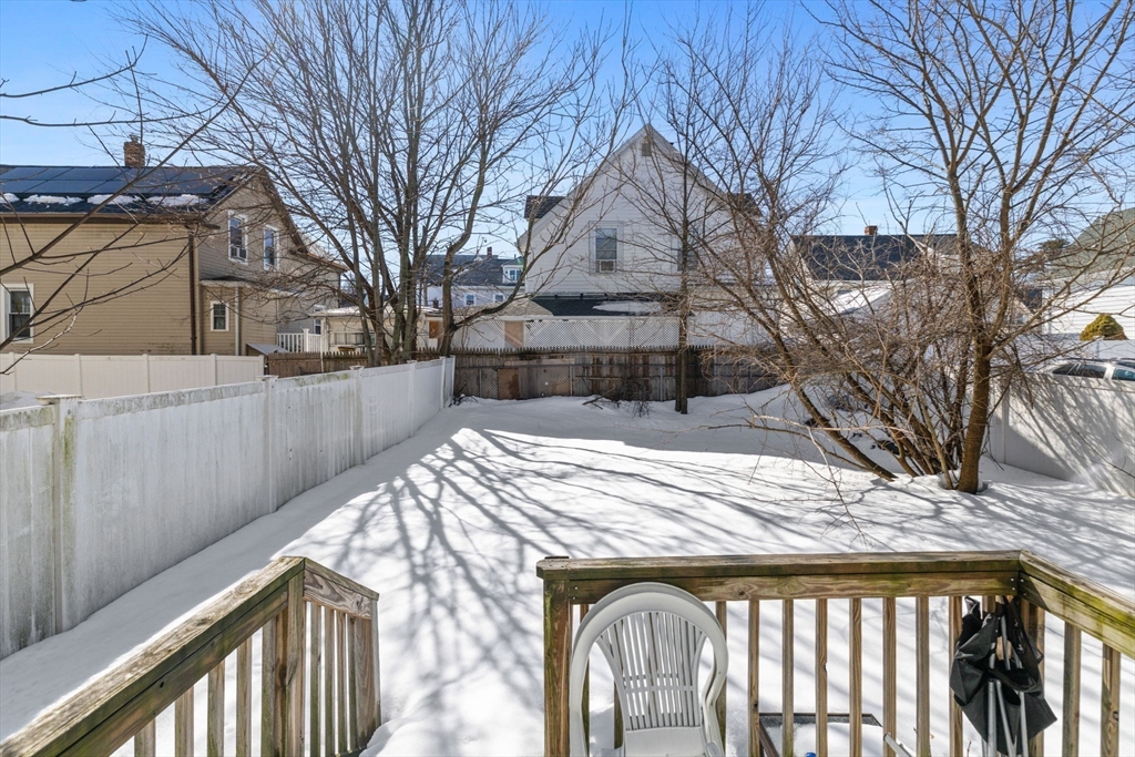 7 Ward Street Lynn, MA 01902 - Photo 3 of 28