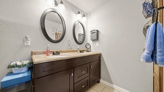 $465,000 | 207 Vencino Drive, Grand Junction, CO 81503